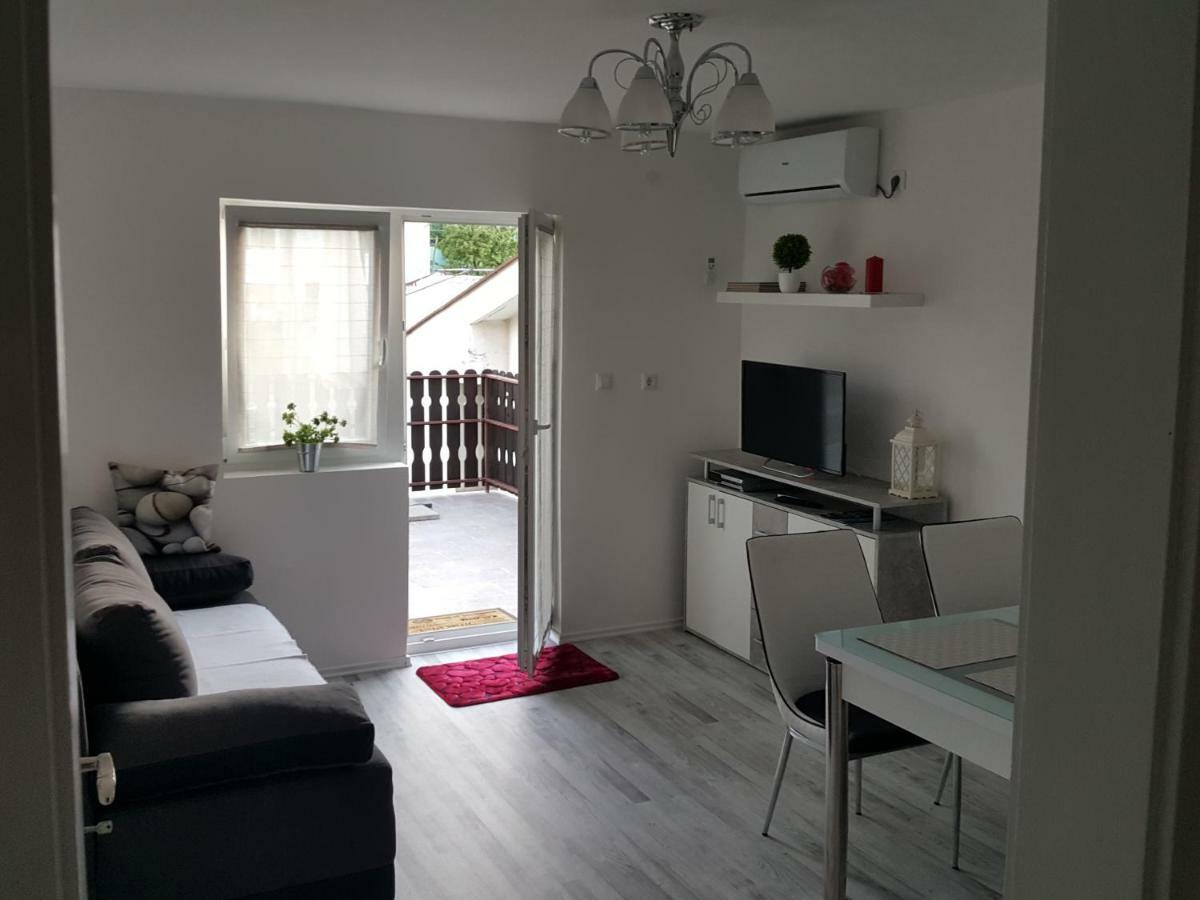 Apartment No1 Korenica Exteriör bild