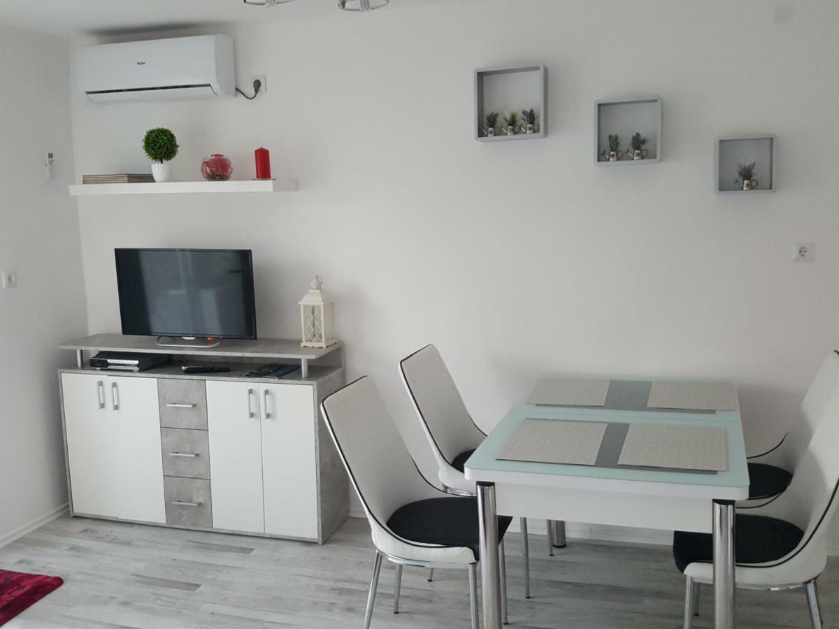 Apartment No1 Korenica Exteriör bild